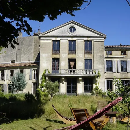Romy's - Ensuite In Shared Village Chateau Appartamento *